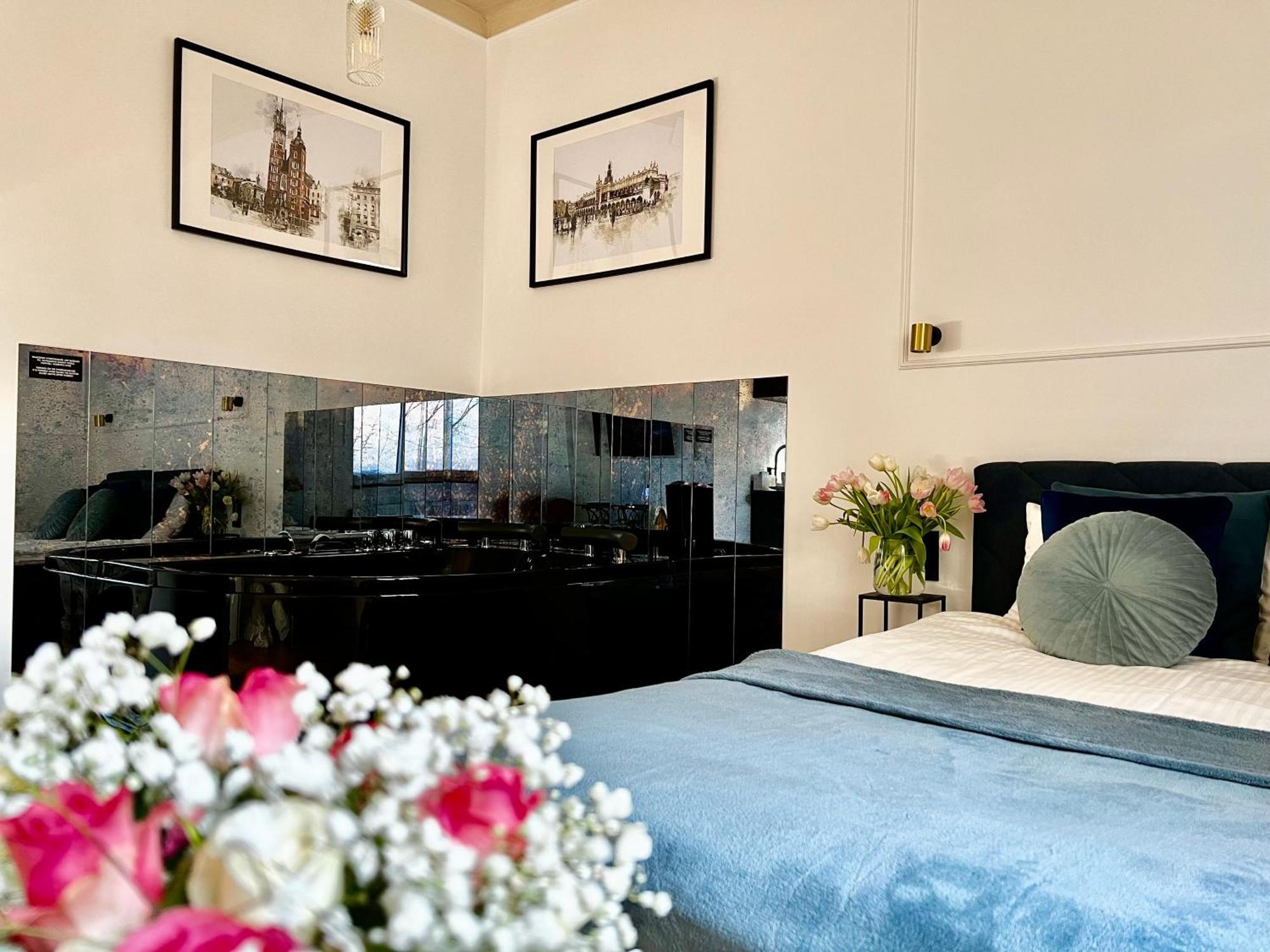 Krakow Old Town Apartment Jacuzzi - Wymeldowanie Do 13 Екстер'єр фото
